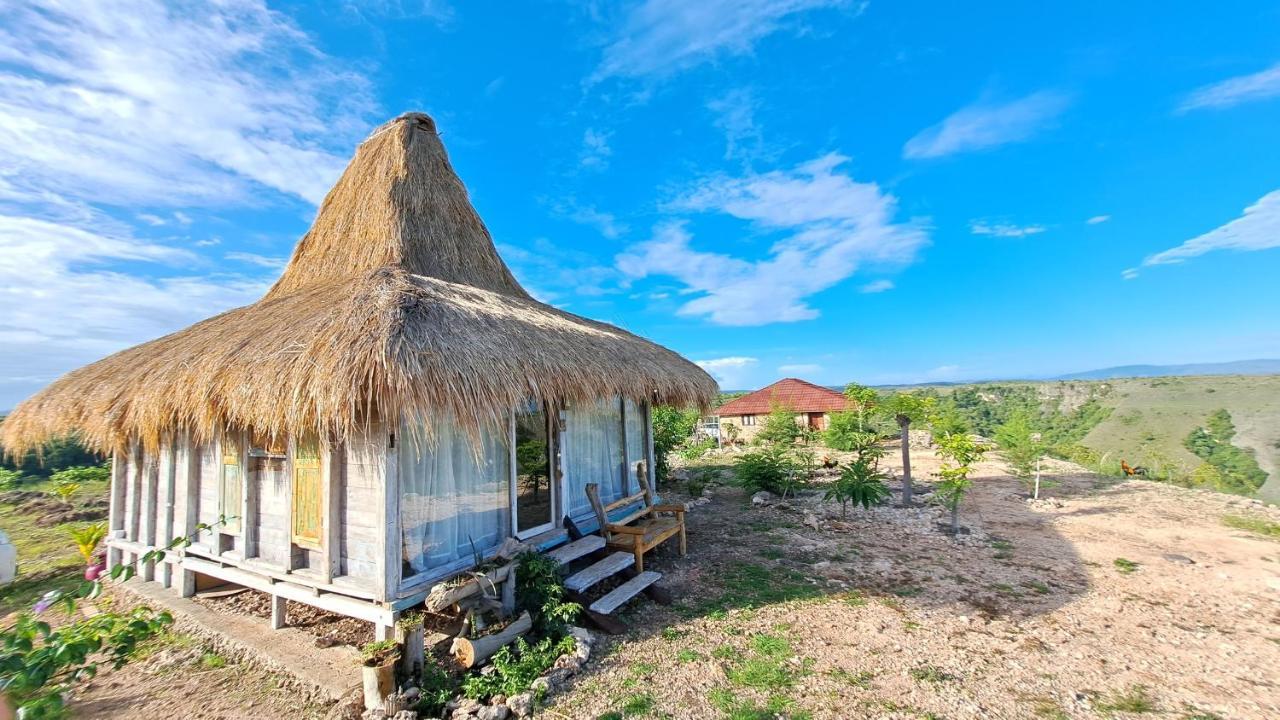Hars Garden Sumba Hotel Waingapu Kültér fotó